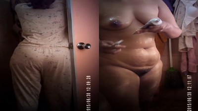 Sexy Housewife Takes A Quick Shower Naked Mms Video